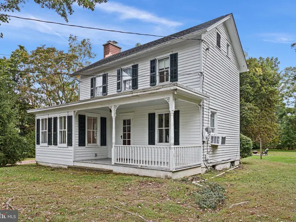 102 Search Ave, Pennington, NJ 08534