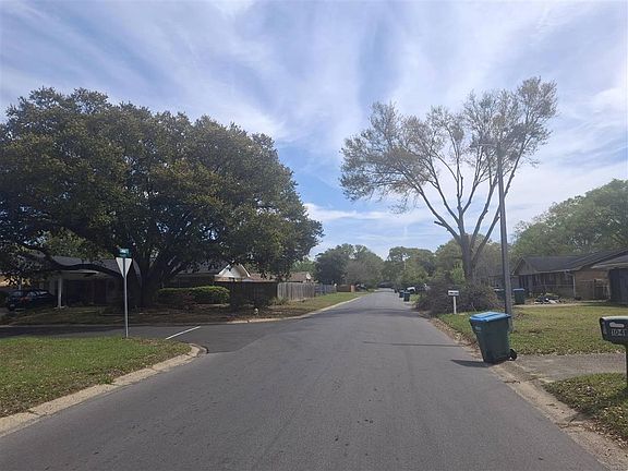 5th image of 106 James Dr
