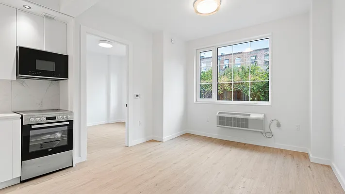 Rented by Nooklyn NYC LLC | media 44
