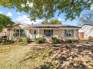 2927 Eric Ln, Farmers Branch, TX 75229