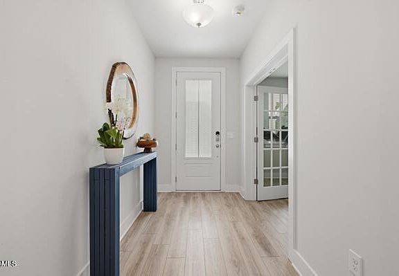 5th image of 313 Fast Pitch Ln