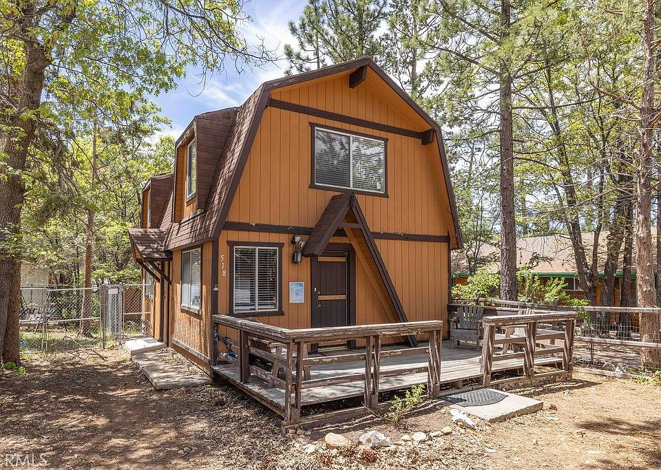 1st image of 518 Sunset Ln