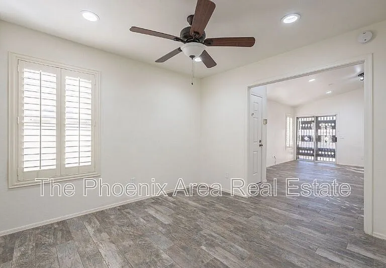 1125 W Macaw Dr — Photo 19