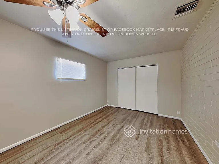 9444 N 4th Ave — Photo 9