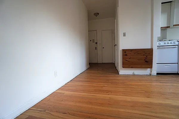 Rented by Compass | media 3