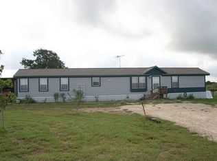 1075 Thompson Rd, Dale, TX 78616