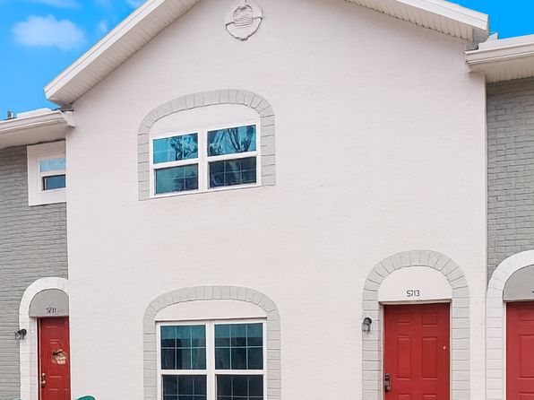 5713 Townhouse Dr