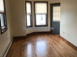 25 Woodman St APT 3, Lynn, MA 01905