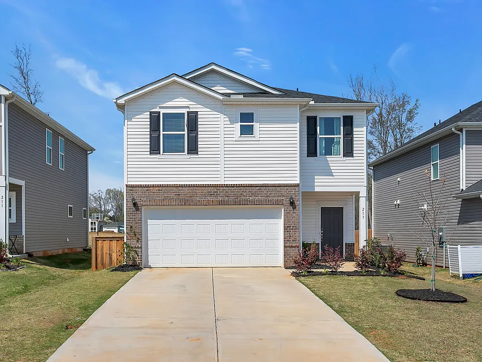 213 Yellowstone Trl