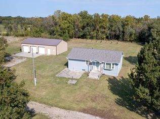 2222 State Line Rd, Prescott, KS 66767