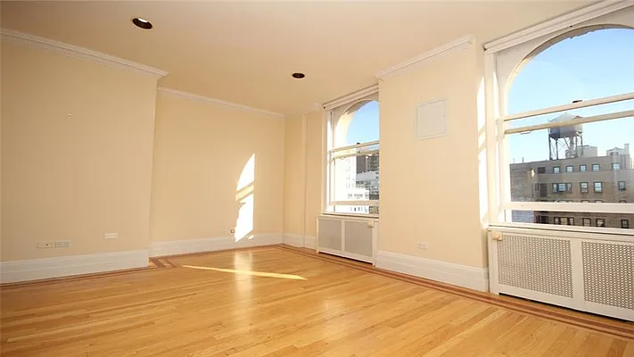 Rented by Fenwick Keats Real Estate | media 21