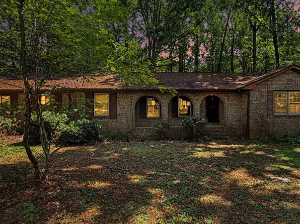 271 Corinth Rd, Jonesboro, GA 30238