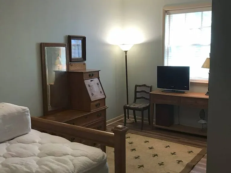 3815 Dewey Ave — Photo 14