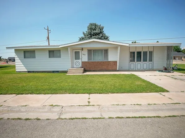 145 Wyoming Ave, Lovell, WY 82431
