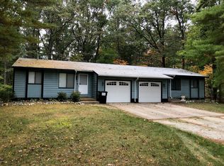 19075 W Spring Lake Rd, Spring Lake, MI 49456