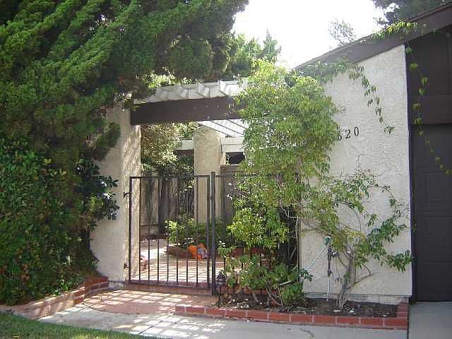 2nd image of 3620 Cresta Ct