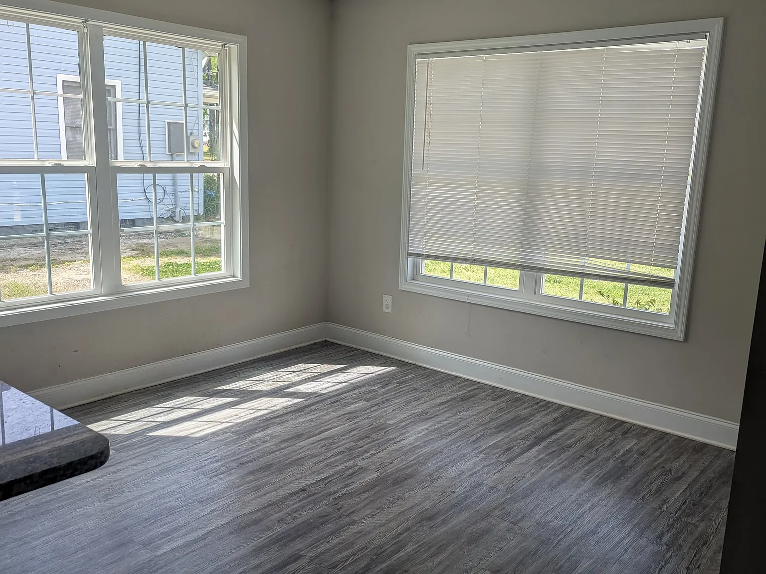 3 bed, 1428 sqft, $1,900 — Photo 2