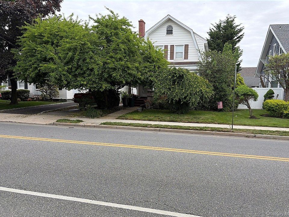 2nd image of 259 Lincoln Avenue
