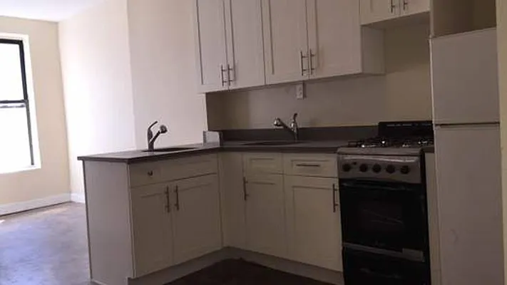 Rented by Nooklyn NYC LLC | media 19