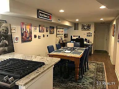 2nd image of 1452 W Bryn Mawr Ave APT G