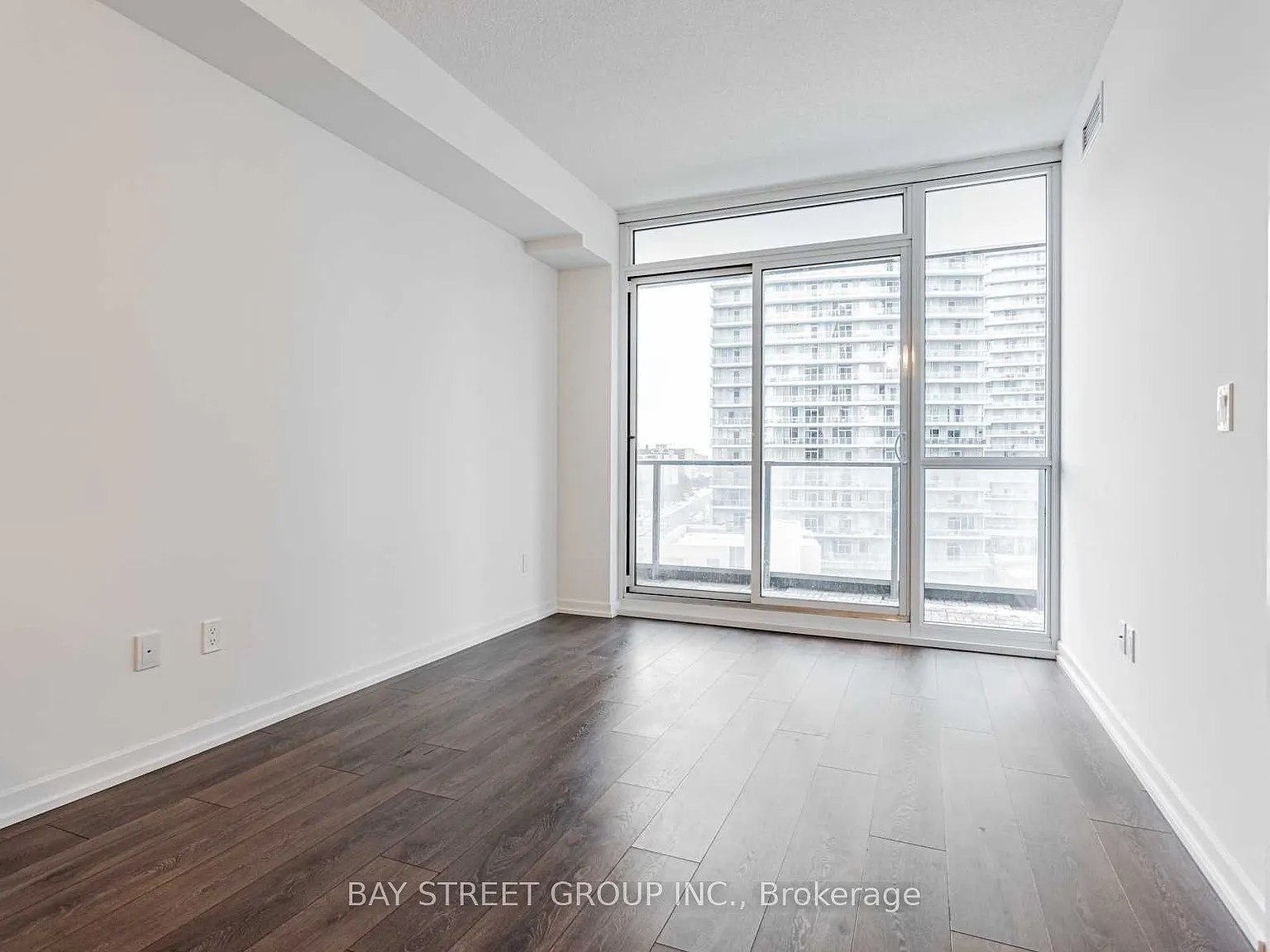 1 bed, $2,100 — Photo 3
