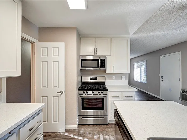 Tierra Palms Apartment Homes — Photo 46
