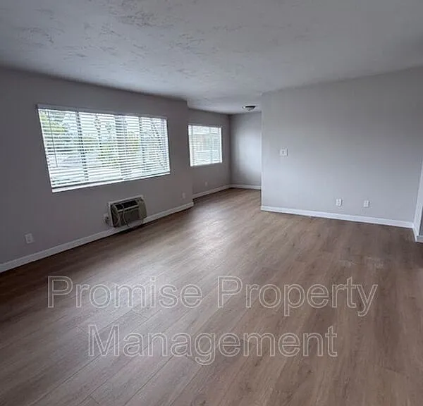 505 E Madison Ave E #75 — Photo 3