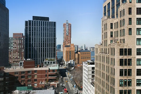 Rented by Corcoran | media 28