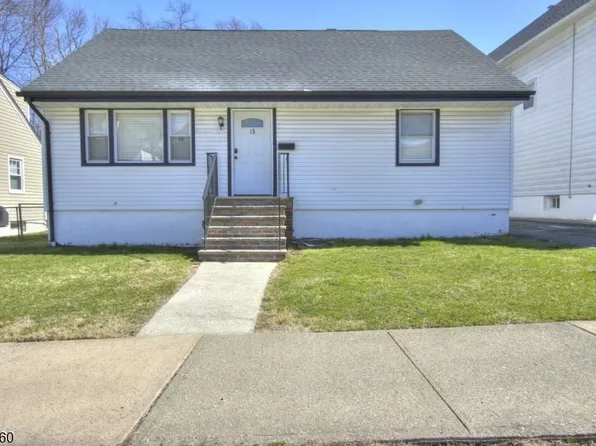 15 John St, Passaic City, NJ 07055
