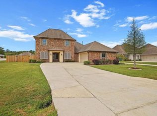 39605 Tickfaw Dr, Ponchatoula, LA 70454