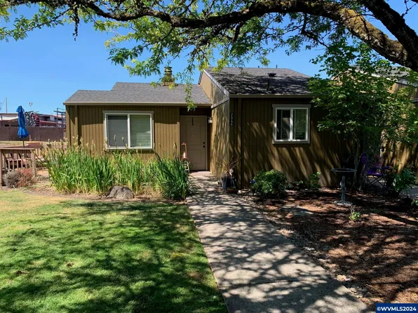 2846 Newton Pl, Philomath, OR 97370