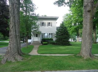 46 Park St, Pulaski, NY 13142
