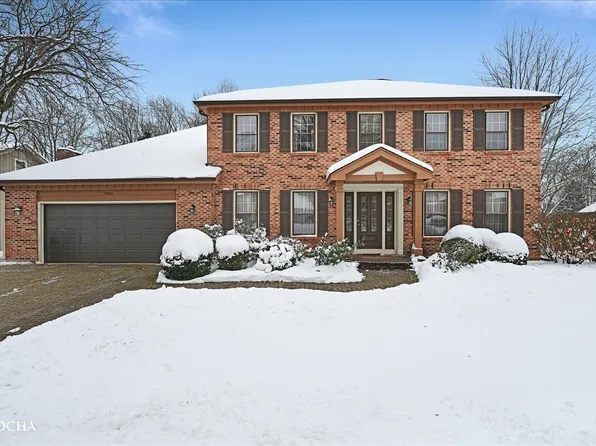 1105 Johnson Dr, Naperville, IL 60540