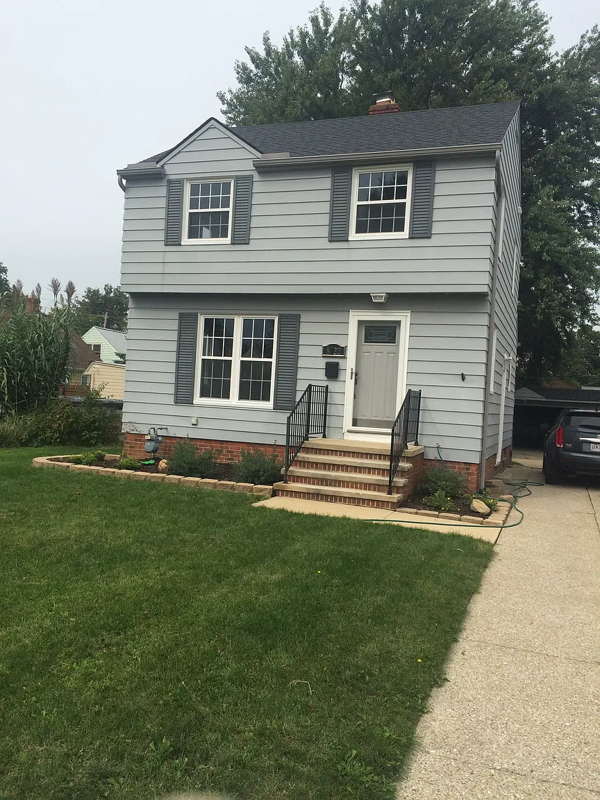 8322 Covington Ave photo 1