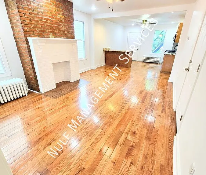 930 Portland St #2 — Photo 4