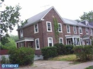 1172 Octagon Rd, Camden, NJ 08104