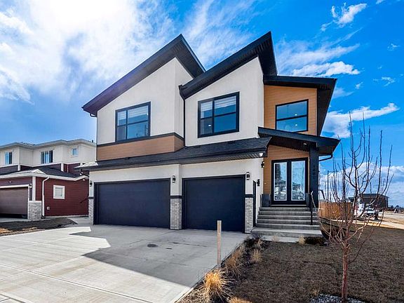 2nd image of 1001 E Waterford Dr SE