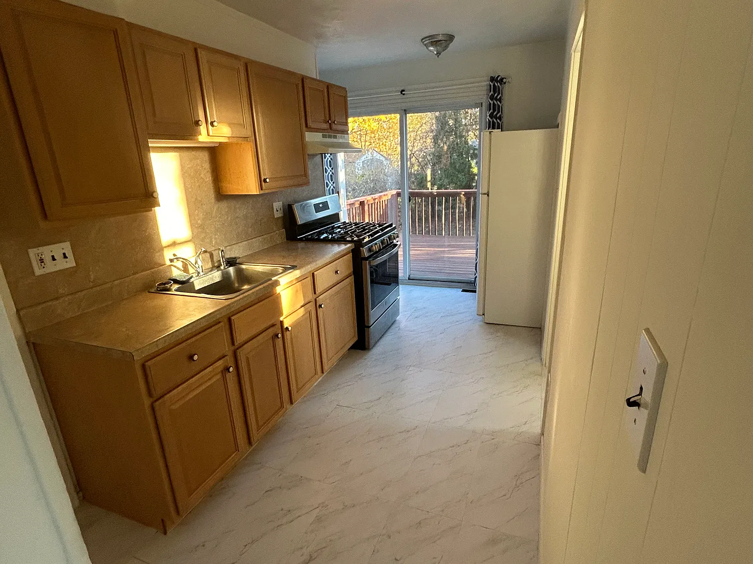 2 bed, 1000 sqft, $1,850 — Photo 4