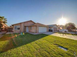 416 Roadrunner Ln, Imperial, CA 92251