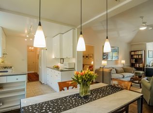 2 Chateaux Cir APT 2K, Scarsdale, NY 10583