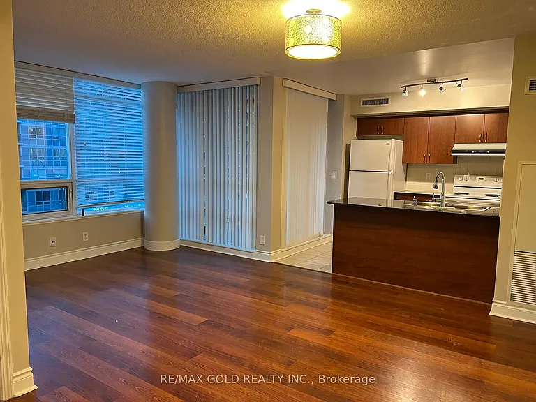 75 S Town Centre Blvd #508 — Photo 9