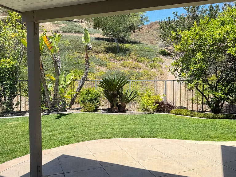 10261 Boyd Dr — Photo 42