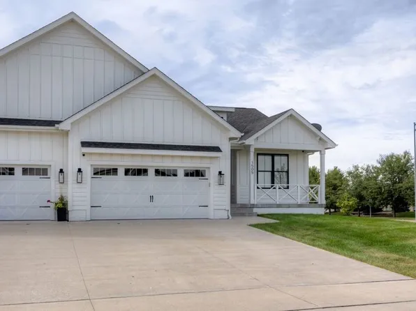 1505 NW 32nd St, Ankeny, IA 50023
