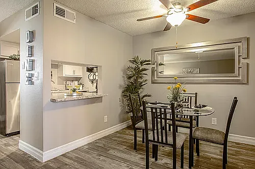 Stonegate Furnished Apartments — Photo 45