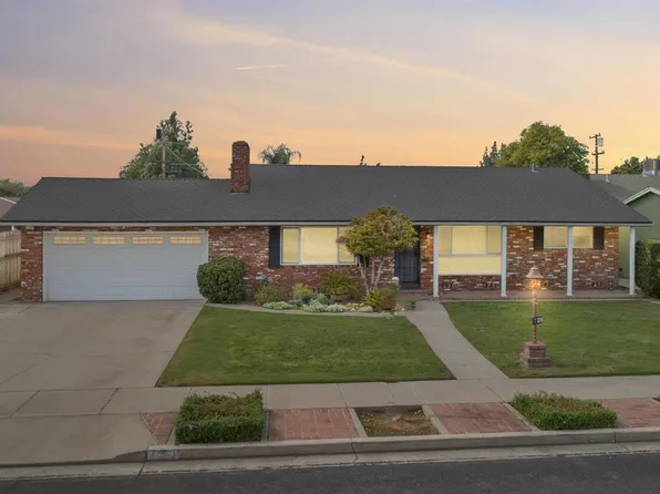 739 N Newton Dr, Dinuba, CA 93618