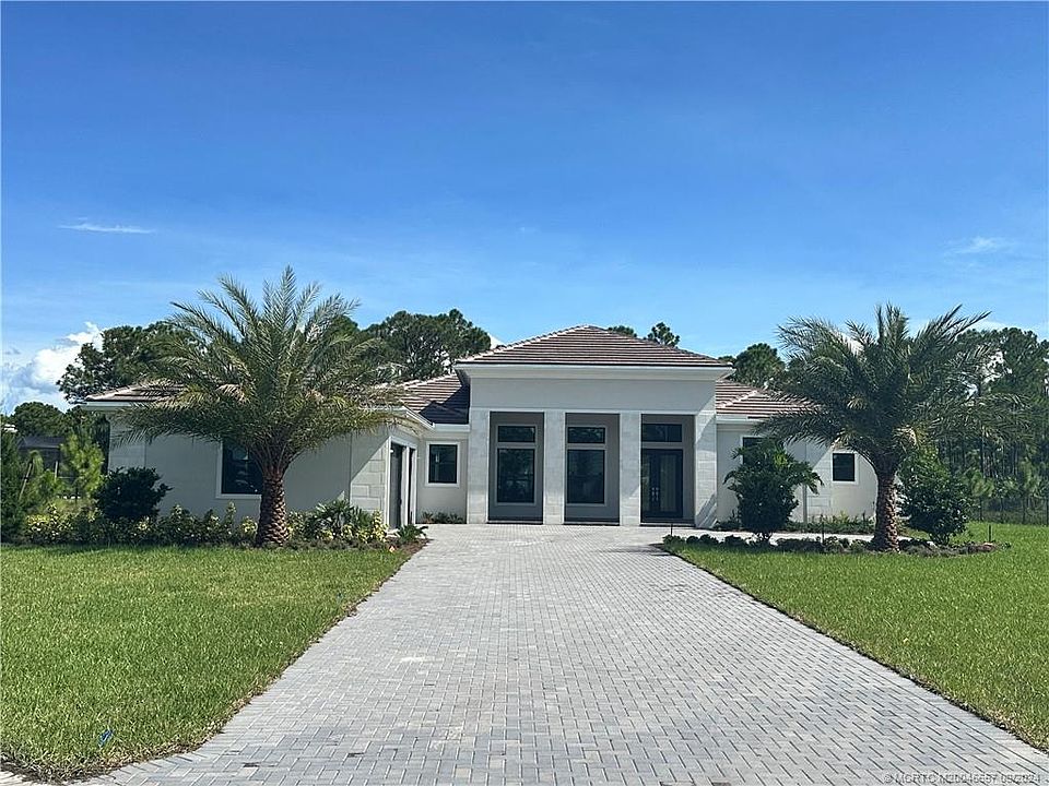 1st image of 5713 SW Green Island Trl