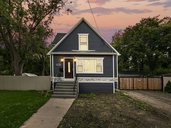 16800 Wood St, Hazel Crest, IL 60429