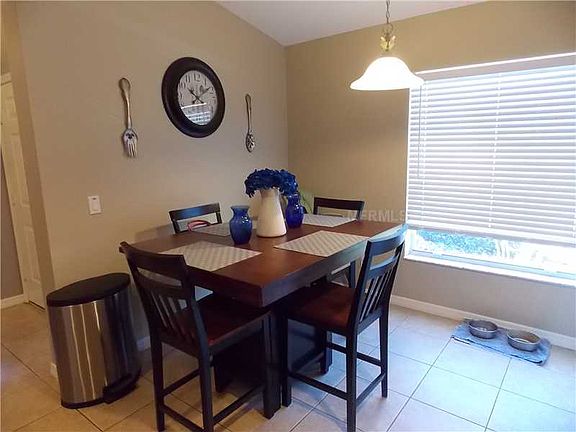 4th image of 11925 Autumn Creek Dr