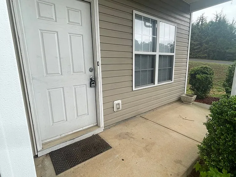 247 Makayla Ct — Photo 3