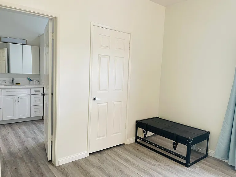 1815 Oak View Ln — Photo 13